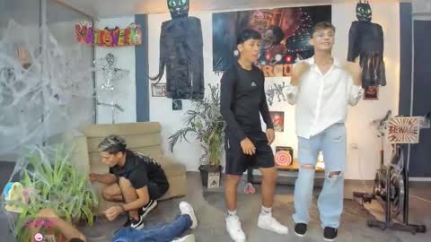 Snapshot of playhardsex chatting on October 24, 2025, 11:23 pm   online show from October 24, 2025, 11:23 pm