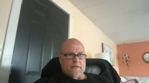 Snapshot of playtime2020 chatting on May 18, 2026, 3:07 pm playtime2020 online show from May 18, 2026, 3:07 pm