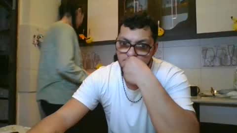 pleas3s_sweet online show from January 22, 2025, 8:28 pm