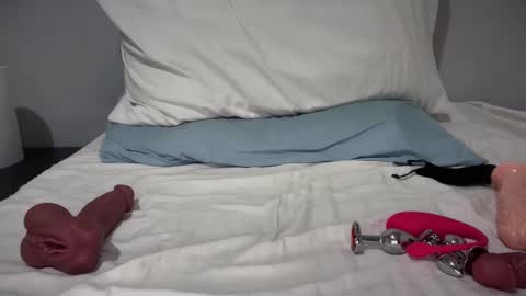 MirIsk online show from November 15, 2025, 4:14 pm