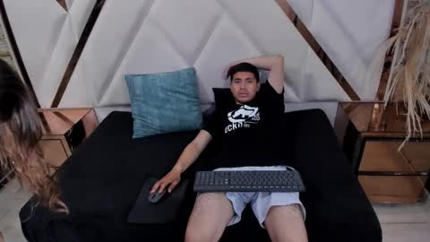 Snapshot of pleasure_duoo chatting on October 15, 2025, 7:14 pm pleasure_duoo online show from October 15, 2025, 7:14 pm