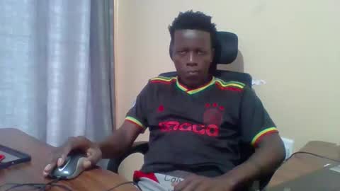 pleasure_tee online show from October 29, 2025, 10:39 am