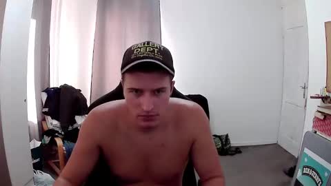 plkrisztian online show from September 22, 2025, 2:41 pm