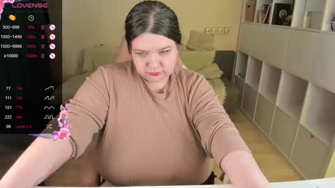 Snapshot of plum_pie__ chatting on December 22, 2025, 8:44 am Alice online show from December 22, 2025, 8:44 am