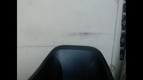 plumnjuicyx online show from February 3, 2025, 7:29 am