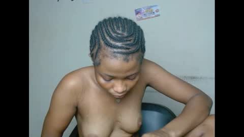 plumnjuicyx online show from February 7, 2025, 5:52 am