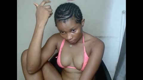 plumnjuicyx online show from February 10, 2025, 9:36 am