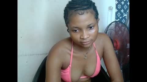 plumnjuicyx online show from February 14, 2025, 9:45 am