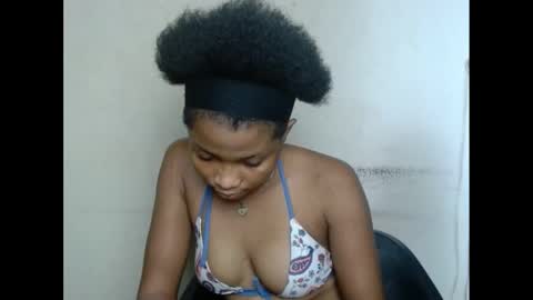 plumnjuicyx online show from February 16, 2025, 6:21 am
