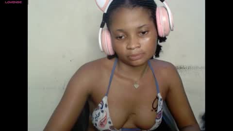 plumnjuicyx online show from March 10, 2025, 3:20 pm