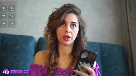 Snapshot of plump_bums chatting on February 23, 2026, 5:27 am Ari online show from February 23, 2026, 5:27 am