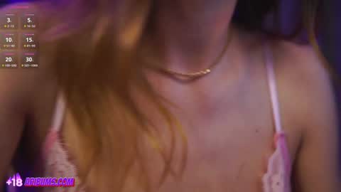 Snapshot of plump_bums chatting on March 11, 2026, 11:27 am Ari online show from March 11, 2026, 11:27 am