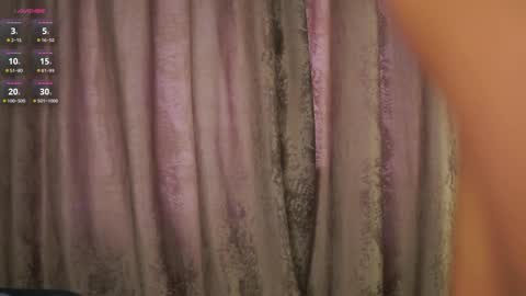 Snapshot of plump_bums chatting on March 27, 2026, 3:45 am Ari online show from March 27, 2026, 3:45 am