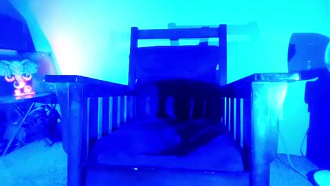 StraightPlush online show from June 11, 2026, 5:05 am