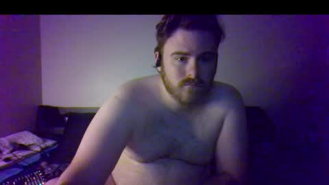 Snapshot of plutosbaby chatting on April 21, 2026, 2:51 am plutosbaby online show from April 21, 2026, 2:51 am