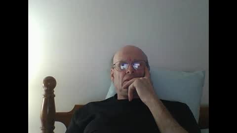 Snapshot of pmb11 chatting on March 12, 2025, 7:59 pm trek 11 online show from March 12, 2025, 7:59 pm