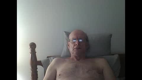 Snapshot of pmb11 chatting on September 13, 2025, 4:45 am trek 11 online show from September 13, 2025, 4:45 am