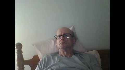 Snapshot of pmb11 chatting on October 5, 2025, 4:33 am trek 11 online show from October 5, 2025, 4:33 am