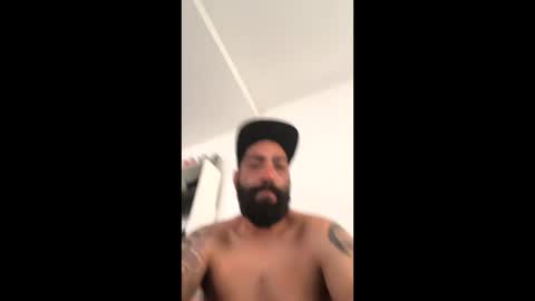 pmgaitan1986 online show from April 2, 2026, 8:01 am