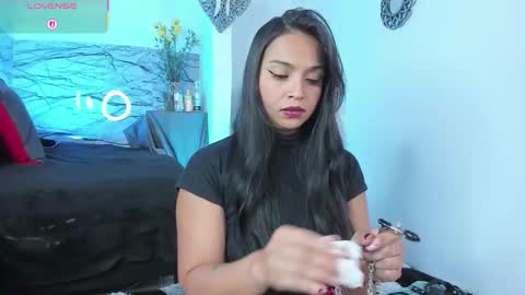 Emi online show from February 19, 2026, 7:32 pm