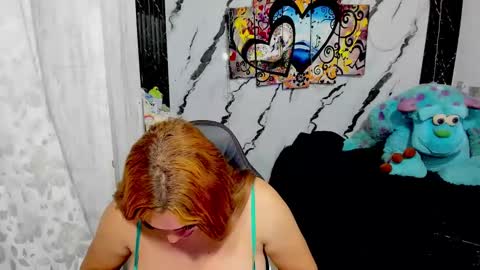 Snapshot of pocahontas_98113116 chatting on October 3, 2025, 3:14 am lesly pagina azul pocahontas982 online show from October 3, 2025, 3:14 am