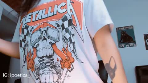 IG ipoetica  online show from January 28, 2025, 12:11 pm