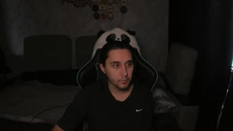 Snapshot of pohyi_ chatting on March 4, 2026, 3:12 am pohyi_ online show from March 4, 2026, 3:12 am