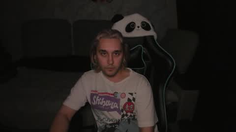 Snapshot of pohyi_ chatting on March 13, 2026, 4:02 pm pohyi_ online show from March 13, 2026, 4:02 pm