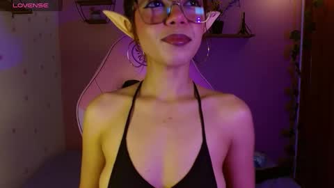 poison_liv online show from September 29, 2025, 1:16 pm