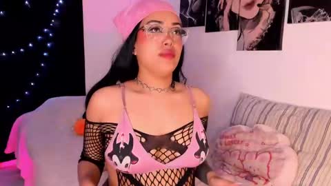 Willow                      Hours 12pm to 630pm Colombian time FRIDAY AND SUNDAY FREE DAYS online show from February 13, 2025, 9:49 pm