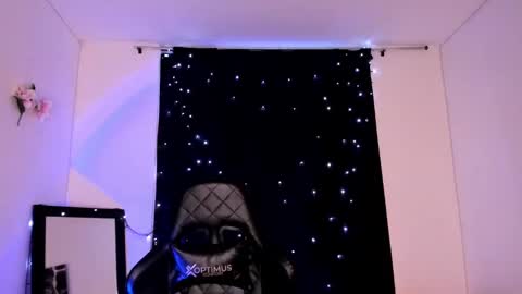 Willow                      Hours 12pm to 630pm Colombian time FRIDAY AND SUNDAY FREE DAYS online show from February 18, 2025, 9:09 pm
