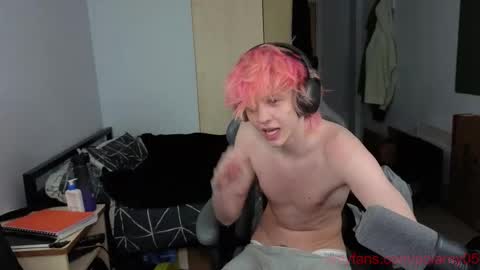 Snapshot of polarny05 chatting on January 11, 2026, 7:19 pm Polarny online show from January 11, 2026, 7:19 pm