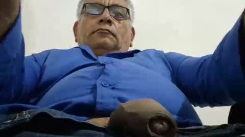poli online show from May 6, 2026, 6:02 pm