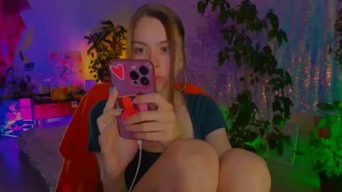 Snapshot of poli__ chatting on June 21, 2026, 8:17 am Martha online show from June 21, 2026, 8:17 am