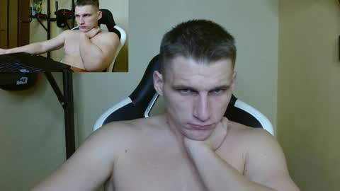 Snapshot of poliglotjoe chatting on December 18, 2024, 12:10 am Poliglot online show from December 18, 2024, 12:10 am