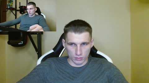 Snapshot of poliglotjoe chatting on December 27, 2024, 3:20 am Poliglot online show from December 27, 2024, 3:20 am