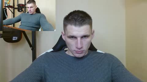 Snapshot of poliglotjoe chatting on January 7, 2025, 10:01 am Poliglot online show from January 7, 2025, 10:01 am