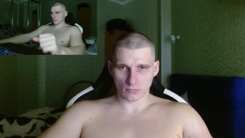 Snapshot of poliglotjoe chatting on January 23, 2025, 4:26 pm Poliglot online show from January 23, 2025, 4:26 pm