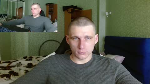 Snapshot of poliglotjoe chatting on January 26, 2025, 9:29 am Poliglot online show from January 26, 2025, 9:29 am