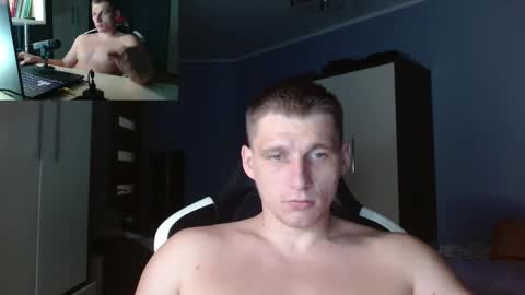 Snapshot of poliglotjoe chatting on September 15, 2025, 1:16 am Poliglot online show from September 15, 2025, 1:16 am