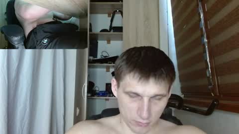 Snapshot of poliglotjoe2 chatting on June 25, 2026, 5:34 am Poliglotjoe2 online show from June 25, 2026, 5:34 am