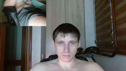 Snapshot of poliglotjoe2 chatting on July 3, 2026, 1:06 pm Poliglotjoe2 online show from July 3, 2026, 1:06 pm