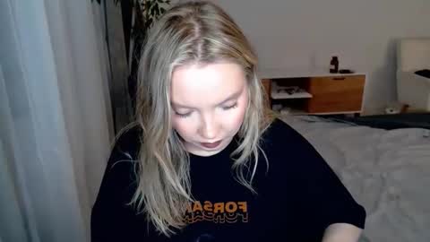PolinaJones online show from June 5, 2026, 5:07 pm