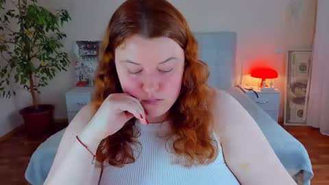 Polina online show from May 7, 2026, 1:38 pm