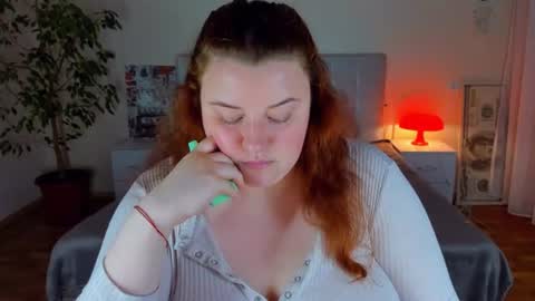 Polina online show from June 15, 2026, 7:38 pm