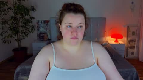 Polina online show from June 28, 2026, 9:43 pm