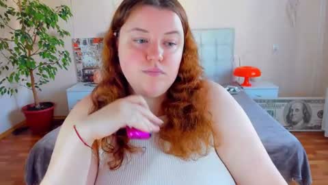 Polina online show from July 28, 2026, 2:13 pm