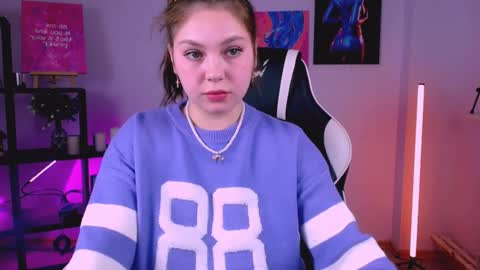 polinashine online show from November 5, 2025, 9:53 am