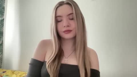 polishangel222 online show from February 23, 2026, 9:28 am