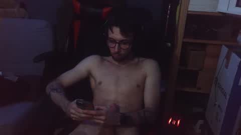 POLLO28 online show from October 22, 2025, 8:41 pm